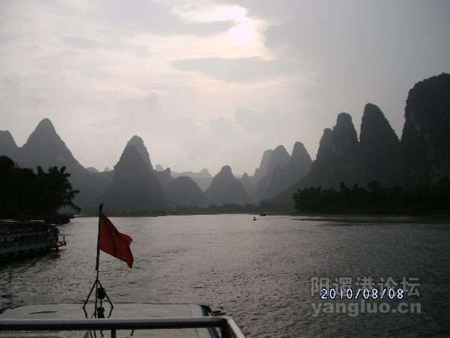 红黑分明