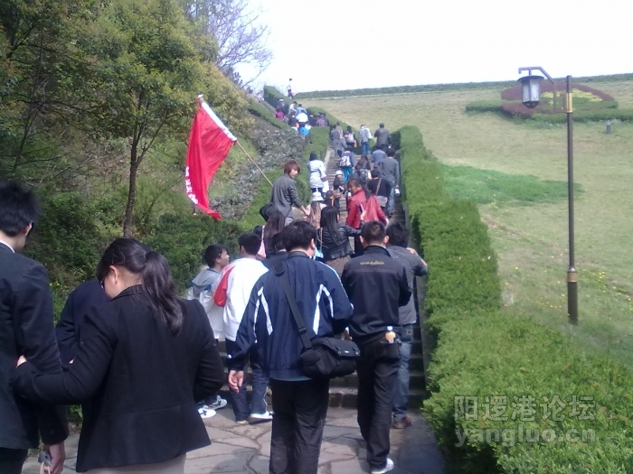 201204111297.jpg