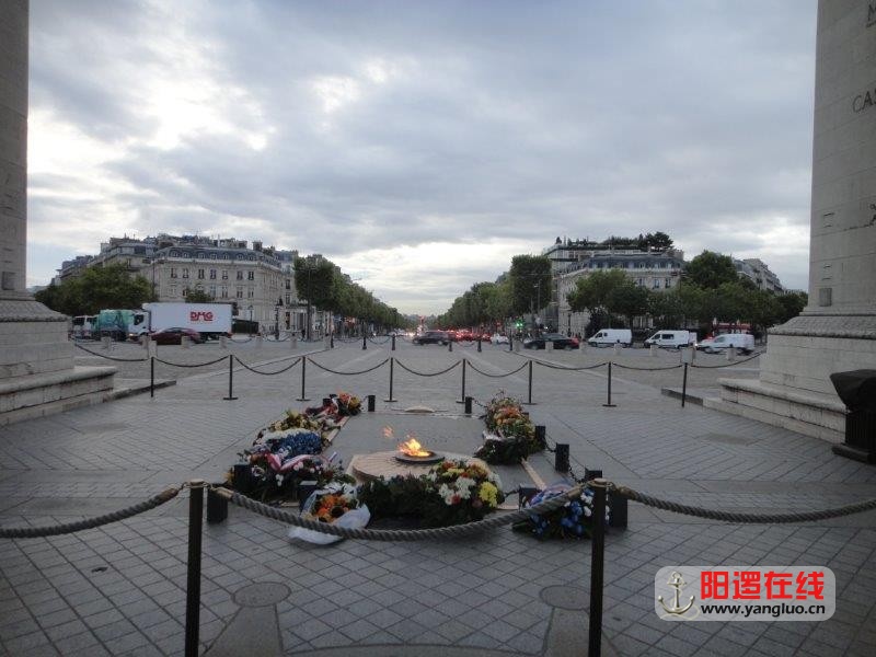 香谢利舍大街