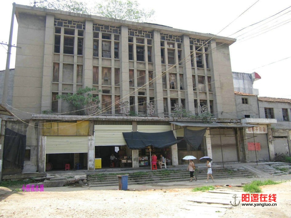 103.jpg