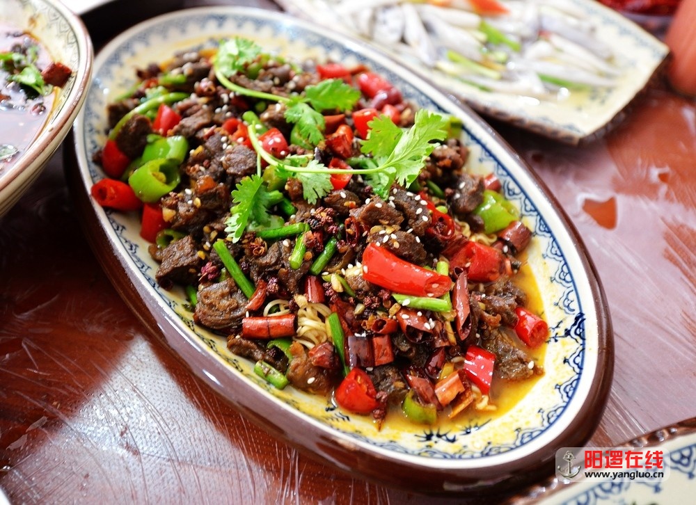 尖椒巴骨牛肉.jpg