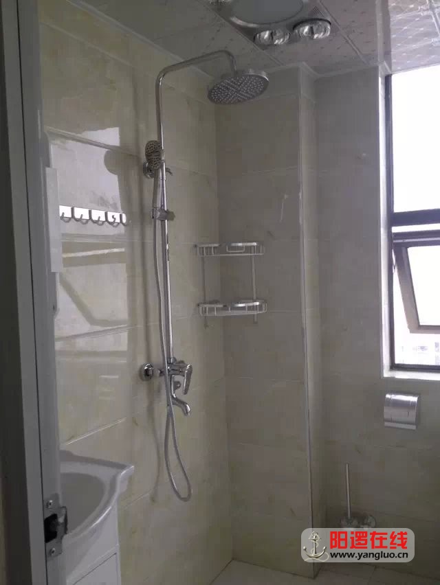 洗手间花洒