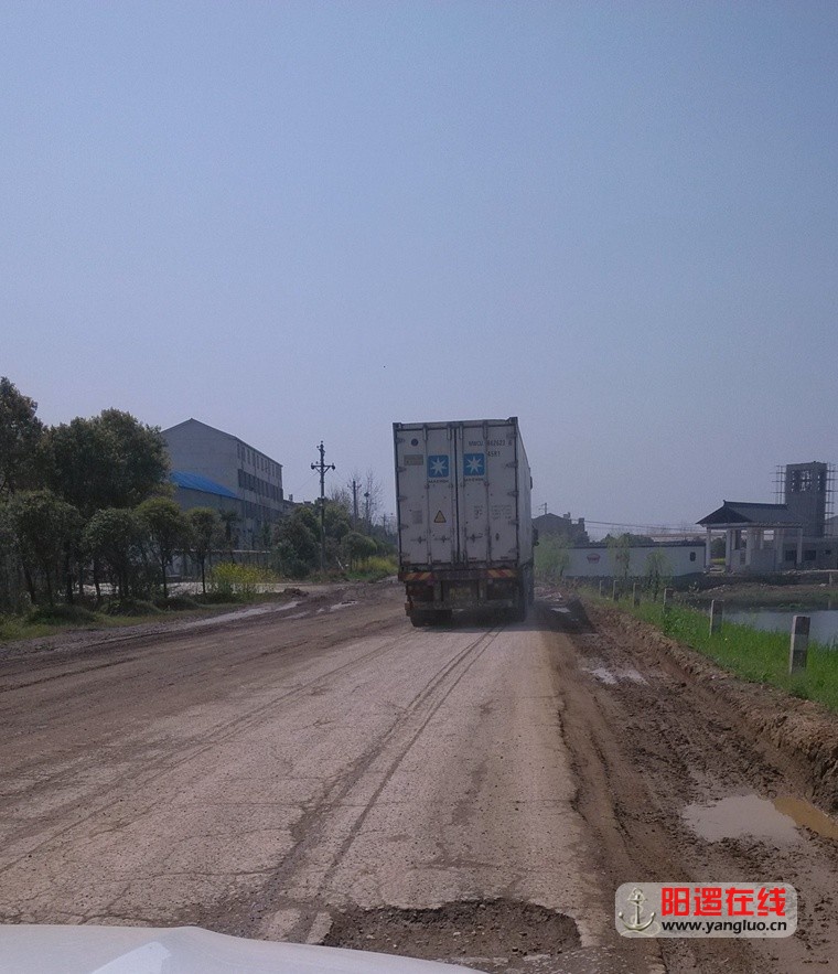 新洲仓埠花果山烂路.jpg