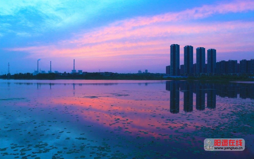 梦幻柴泊湖_1.jpg
