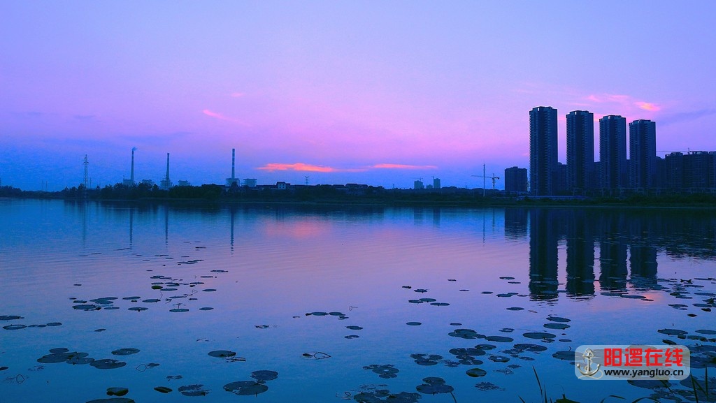 梦幻柴泊湖_2.jpg