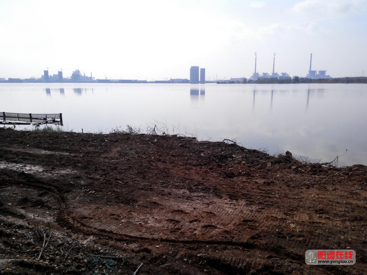 环湖路天琴湾段施工现场
