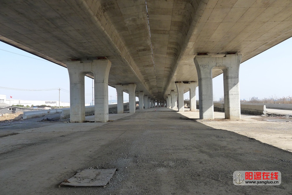 江北快速路桥下.jpg