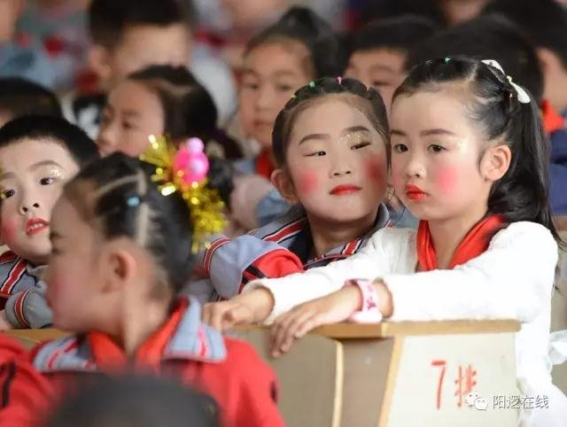 阳逻街中心小学举行 “传承雷锋精神”演讲比赛9.jpg