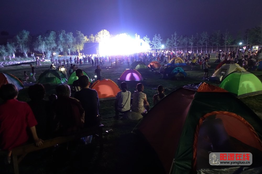 帐篷音乐节3.jpg