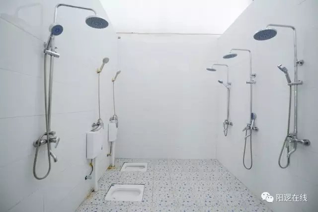24小时热水淋浴.webp.jpg