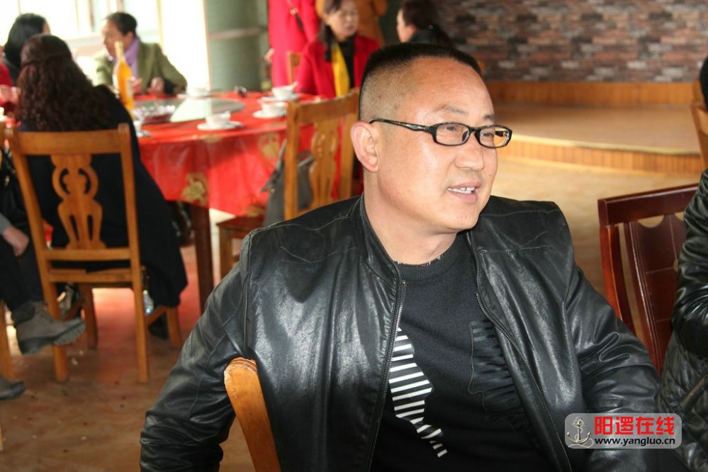 103.jpg