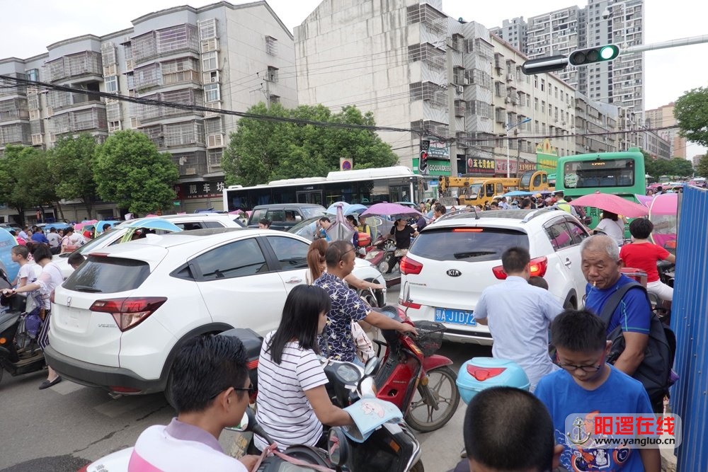 堵车1.jpg