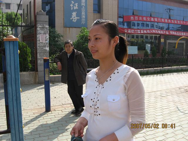 黄敏江(唱可乐的猫)
